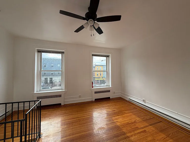 1807 S Broad St — Photo 7