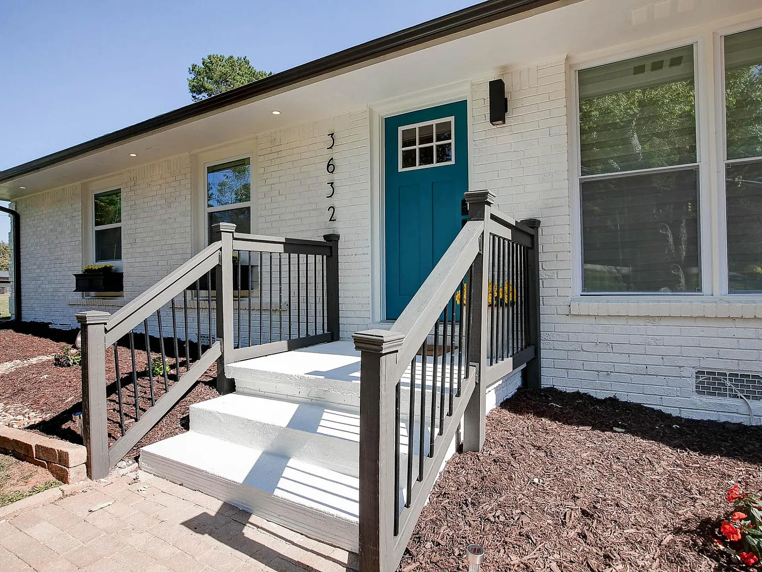3632 Lakeshore Dr SW — Photo 3
