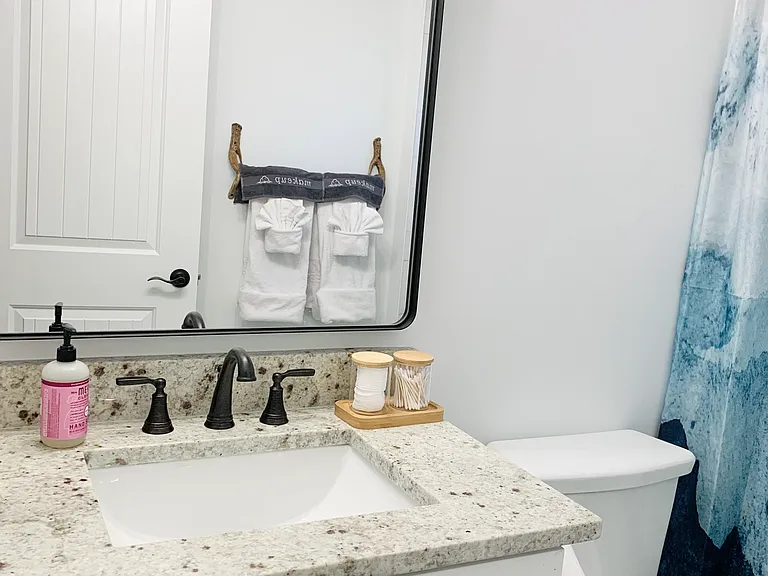 110 Acadia Dr — Photo 17