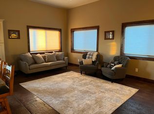 10899 SW Powell Butte Hwy, Powell Butte, OR 97753