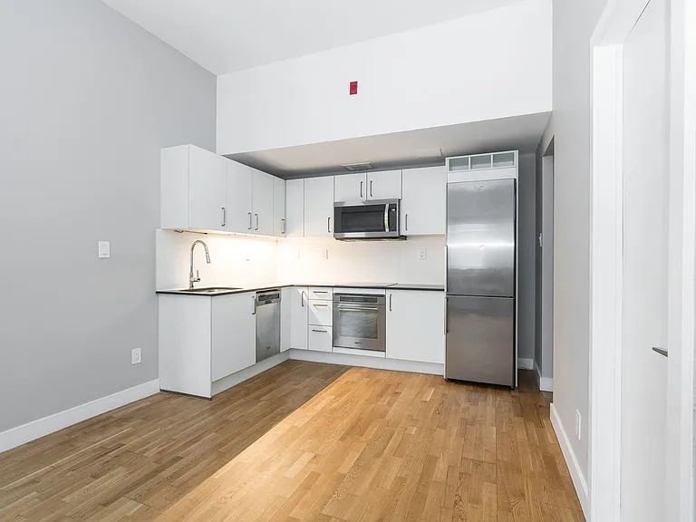 77 Spencer Ave #50017A-104 — Photo 2