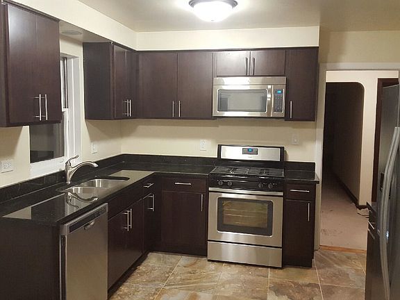 5th image of 5343 W Montrose Ave #2