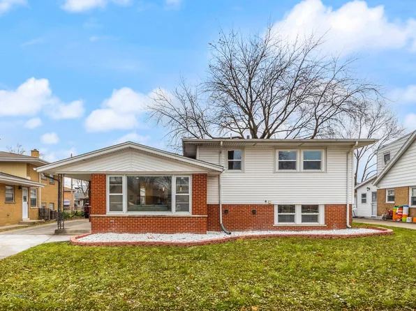 343 Carey Ct, Chicago Heights, IL 60411