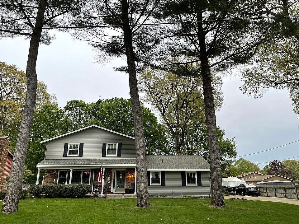 1st image of 902 Cadillac Dr
