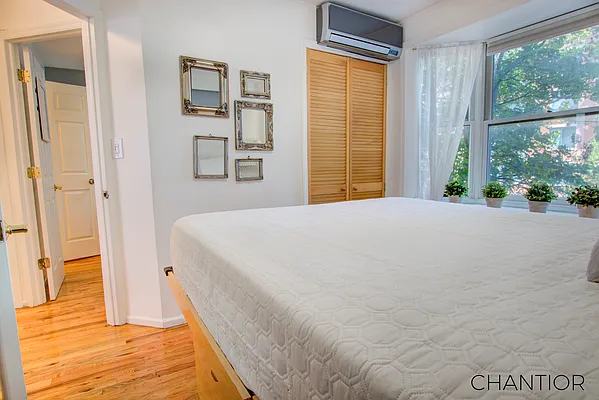 Rented by Chantior Real Estate LLC | media 6