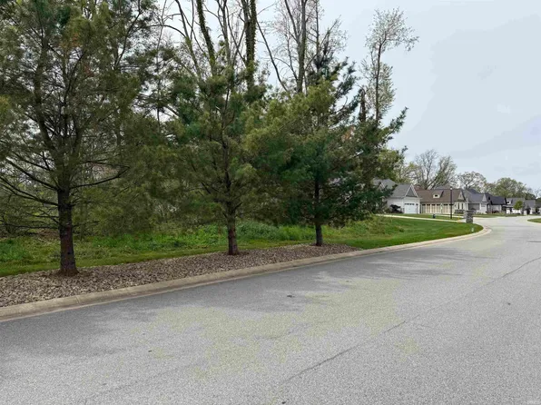 16042 Cobblestone Square Dr #20, Granger, IN 46530