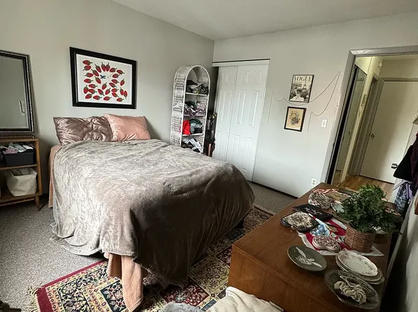 East Town Apartments, 1651 N Farwell Ave #8bcde0d0e, Milwaukee, WI 53202