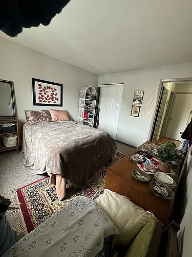 East Town Apartments Photo 1