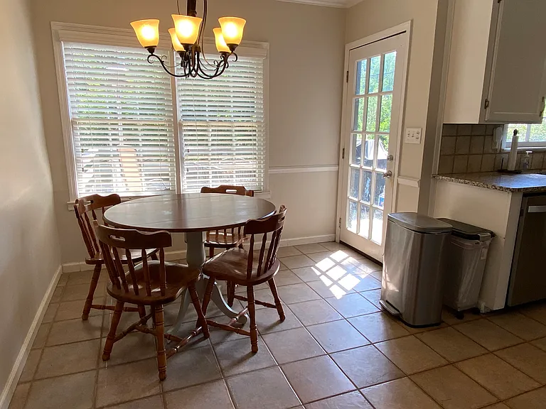 2259 Pine Crest Cir — Photo 7