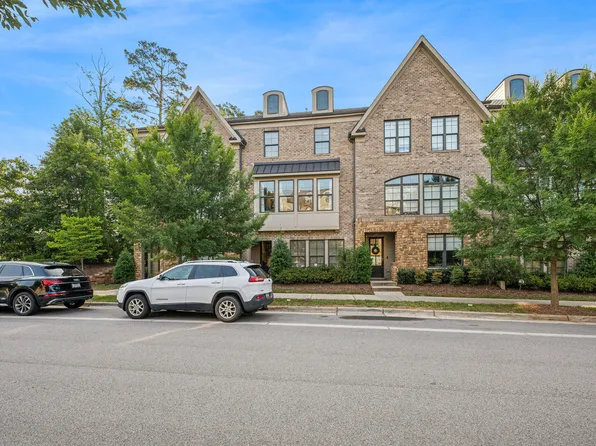 1606 Bowery Dr, Raleigh, NC 27607