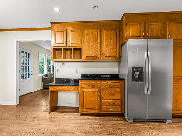 33 Serafin Ct — Photo 8