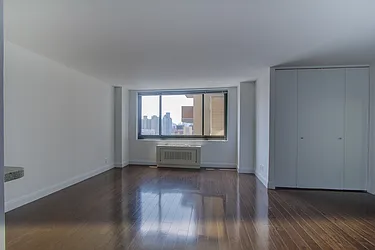 Rented by Pinnacle City Living