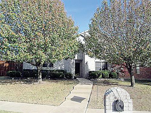 2nd image of 1718 Cedarbrook Dr