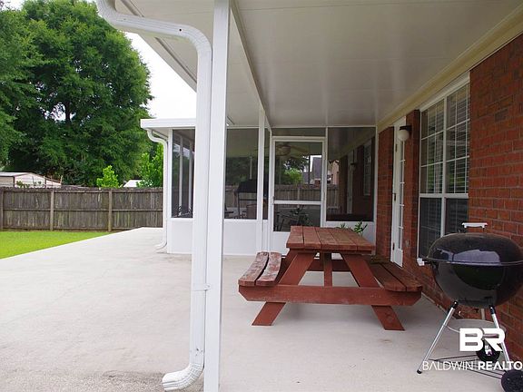 5th image of 2623 Rosebud Dr W