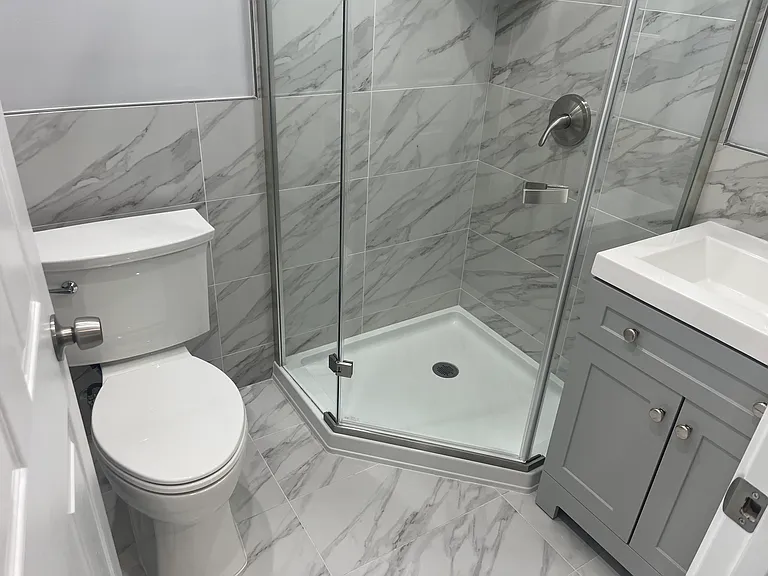 429 E Elk Ave #3 — Photo 7