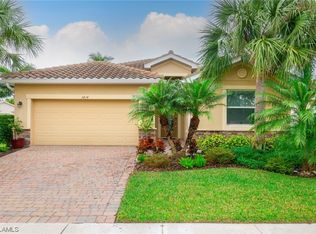 3414 Malagrotta Cir, Cape Coral, FL 33909