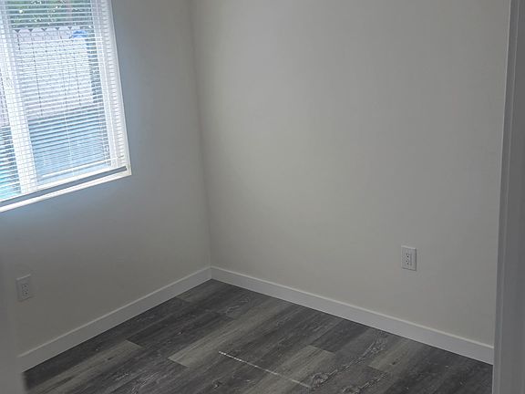 5th image of 1803 E Avenue Q #9