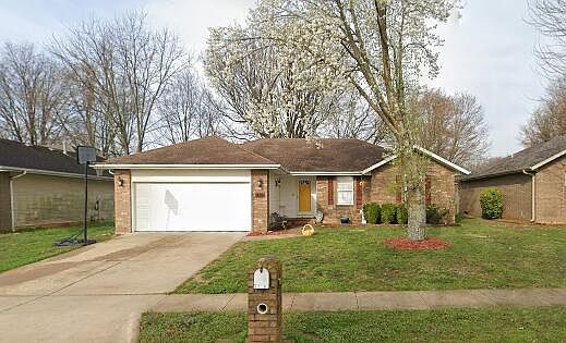 1st image of 439 S Dexter Avenue