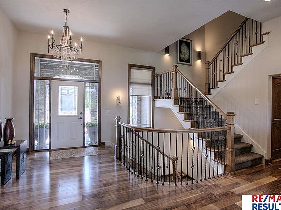 5th image of 5744 S 239th St