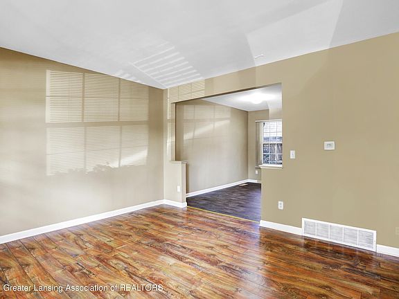 5th image of 6252 Beechfield Dr