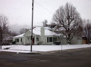 236 E Mountain View Dr, Murray, UT 84107