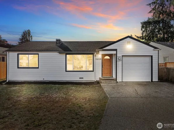 1208 Violet Meadow St S, Tacoma, WA 98444