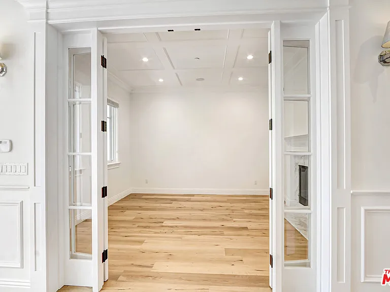11540 Clover Ave — Photo 14