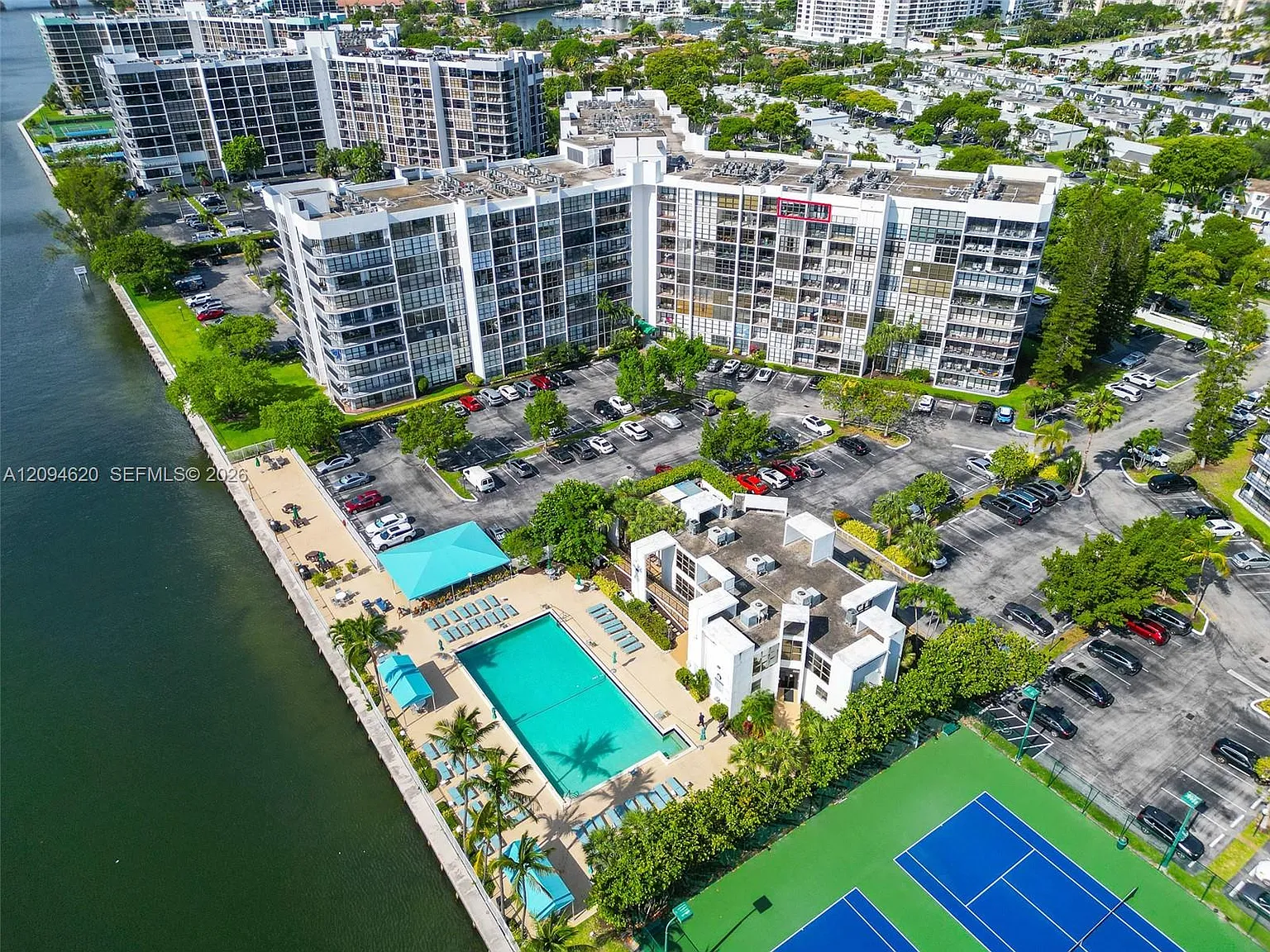 Oceanview Park Condo — Photo 2