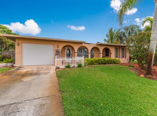 105 SE Selva Ct, Port Saint Lucie, FL 34983
