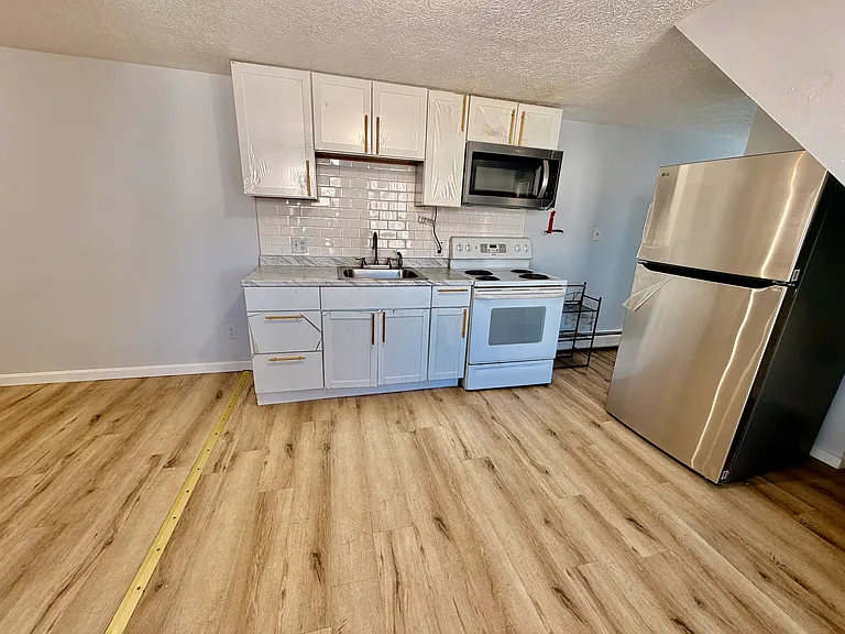 125 Pierce St #6 — Photo 1