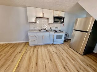 125 Pierce St #6, Lewiston, ME 04240