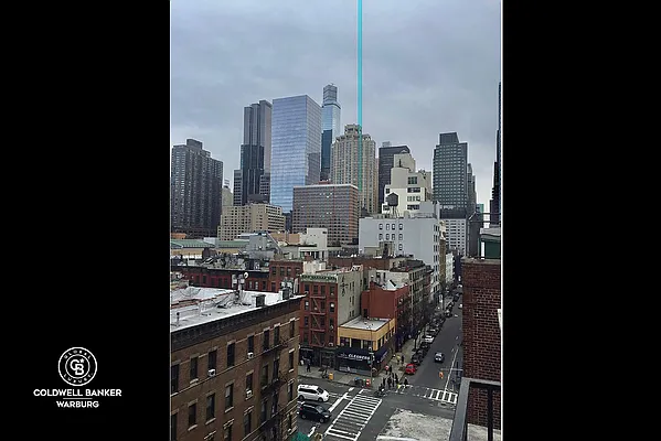 Rented by Coldwell Banker Warburg | media 16