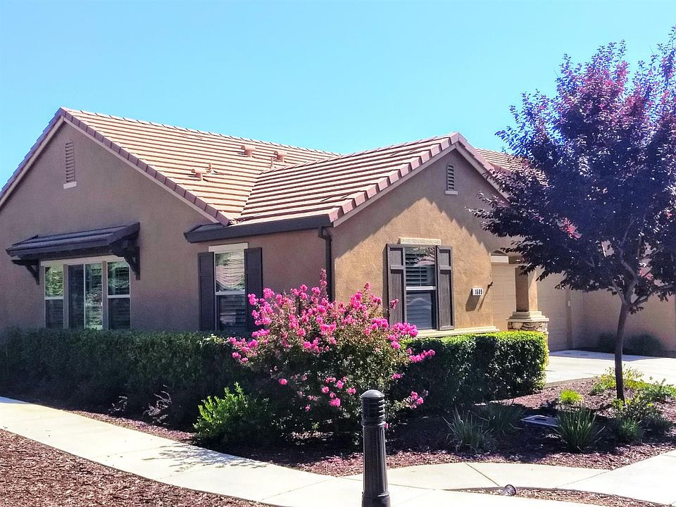 1st image of 1689 Marseille Ln