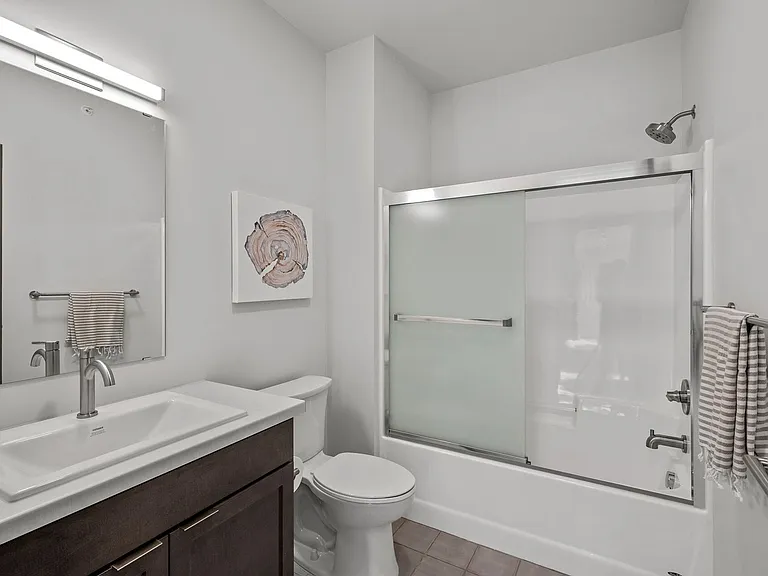 1515 Marshall Ave — Photo 48