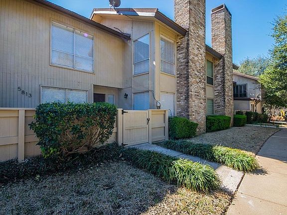 2nd image of 5813 Chimney Wood Cir