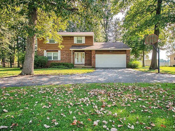2nd image of 13964 Wayside Dr NW