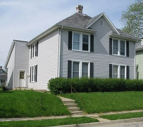 1606 Grove St #A Photo 1
