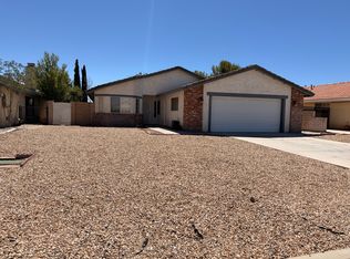 12901 Briarcliff Dr, Victorville, CA 92395