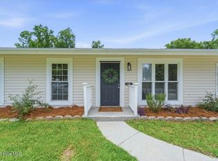 130 Tanglewood Dr, Jacksonville, NC 28540
