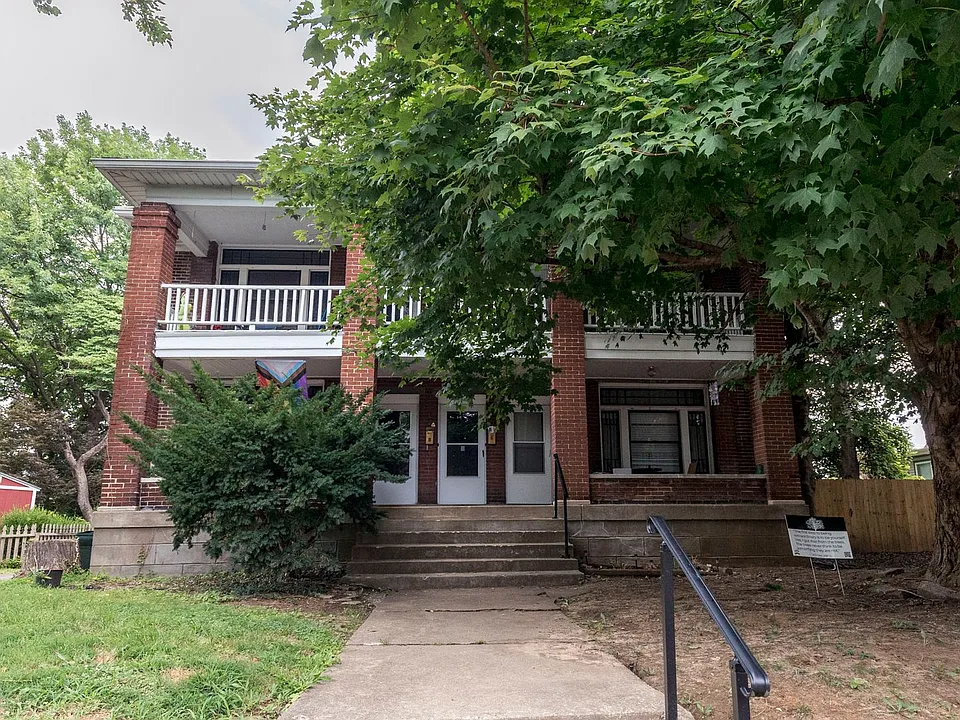 145 N Keats Ave