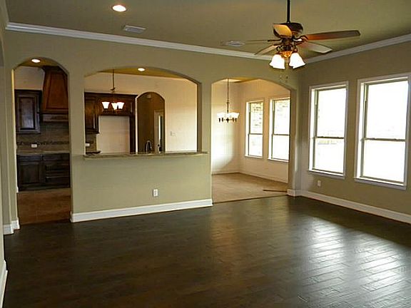 2nd image of 3510 Baron Dr
