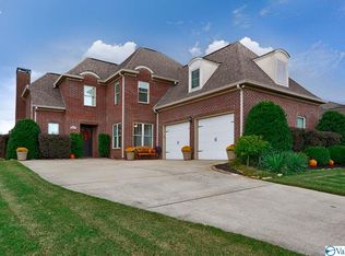 14517 Waterview Ln, Athens, AL 35613