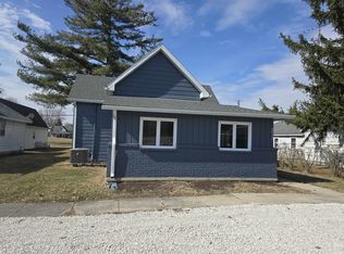 213 N Cory St, Mooreland, IN 47360