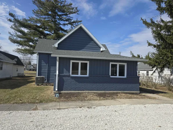 213 N Cory St, Mooreland, IN 47360