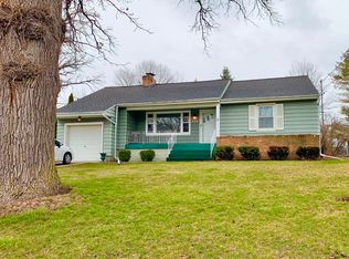 302 Hillside Ave, Ottawa, IL 61350