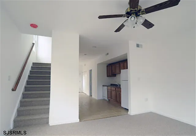 4 bed, 1780 sqft, $2,500 — Photo 2
