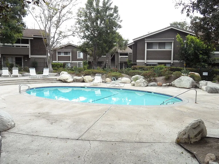 172 Streamwood — Photo 27