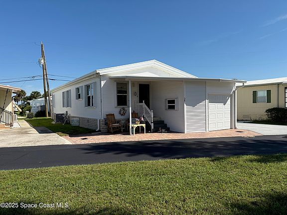 3rd image of 2580 S Highway A1a Hwy #38
