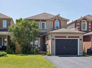 25 John Walter Cres, Clarington, ON L1E2W6