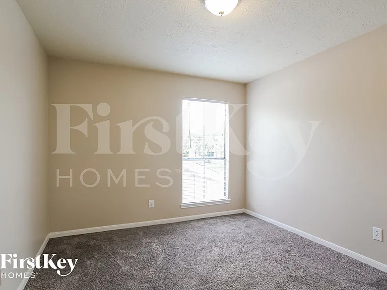 4754 Hickory Downs Dr — Photo 10
